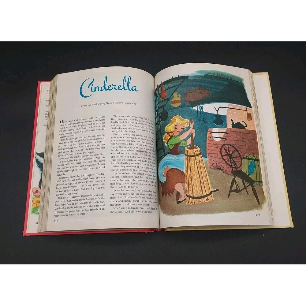 VINTAGE 1962‎ Walt Disney's Story Land A Golden Book Children Reading Education
